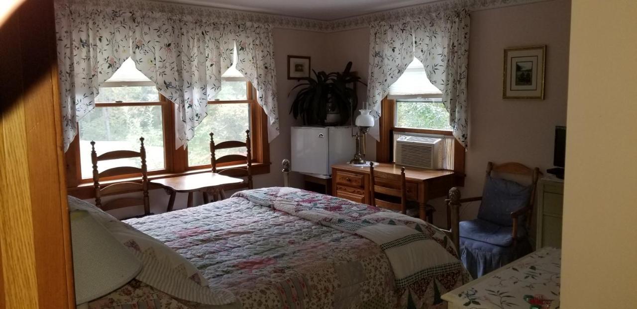 Eastgate Inn B&B Lenox Εξωτερικό φωτογραφία