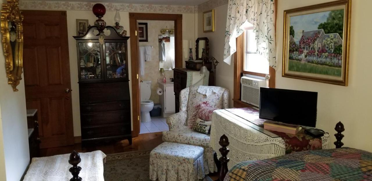 Eastgate Inn B&B Lenox Εξωτερικό φωτογραφία