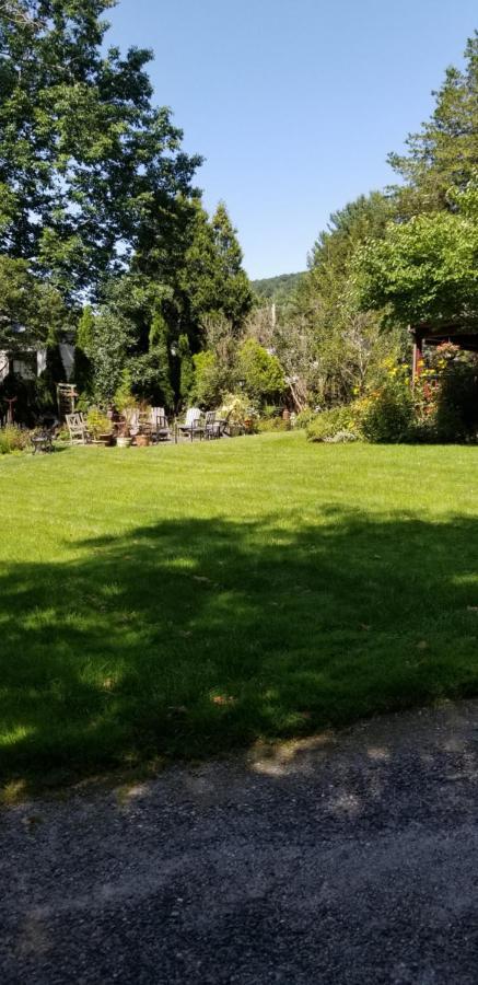Eastgate Inn B&B Lenox Εξωτερικό φωτογραφία